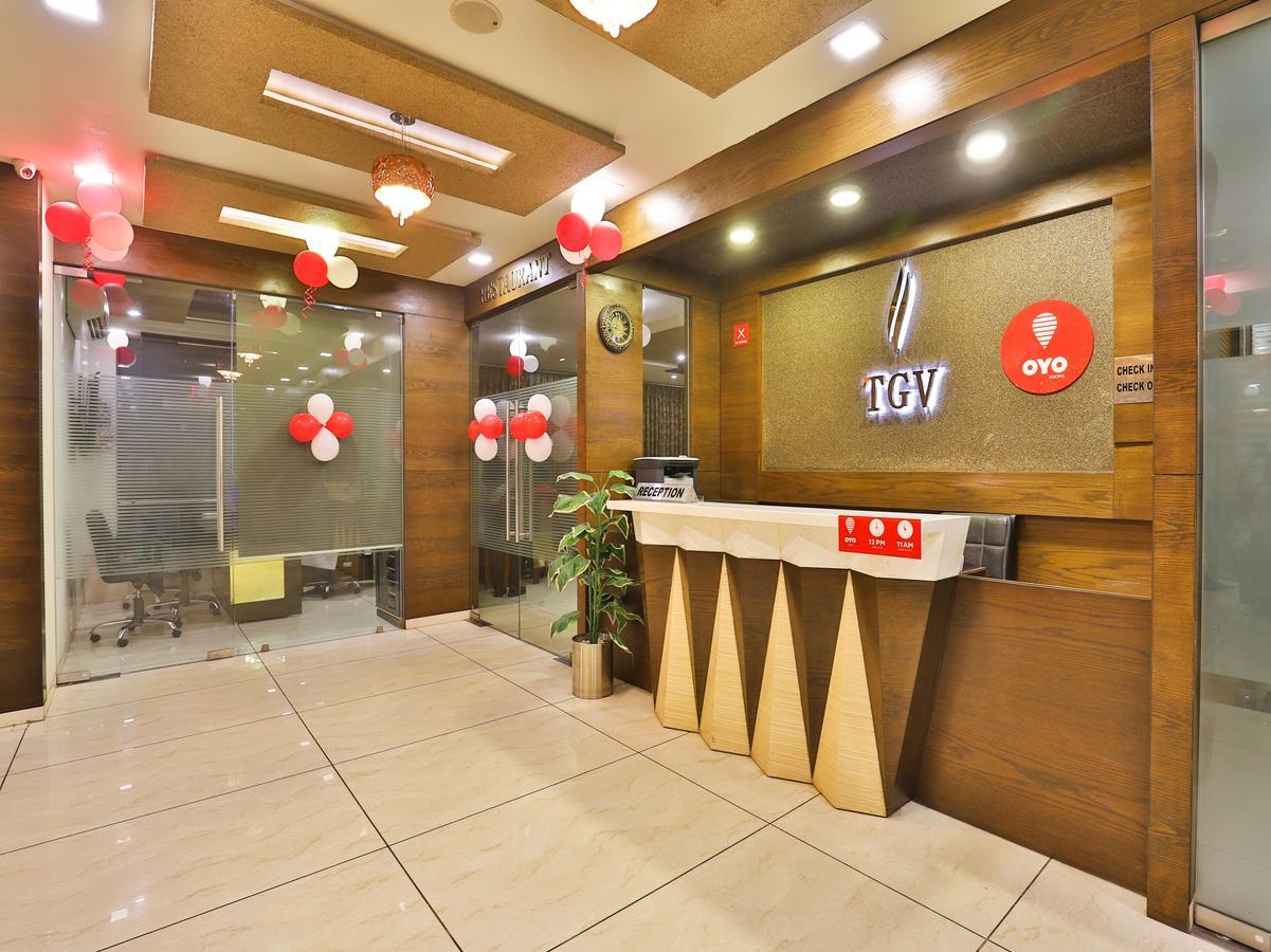 Oyo 13253 The Grand Vinayak Hotel Ahmedabad Exterior photo