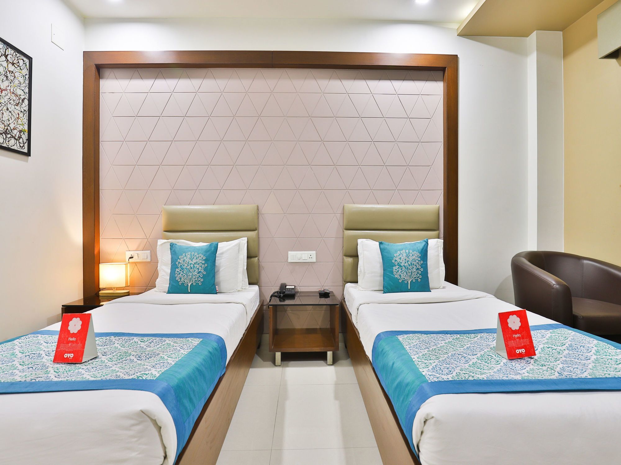 Oyo 13253 The Grand Vinayak Hotel Ahmedabad Exterior photo